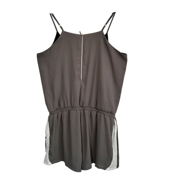 William Rast Gray Pocket Romper SZ L Justin Timberlake & Trace Ayala Collab NWT - Picture 2 of 10